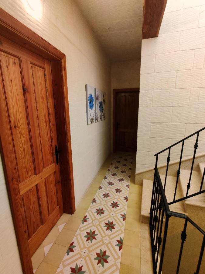 Rosehill Bed And Breakfast Xaghra Exterior photo
