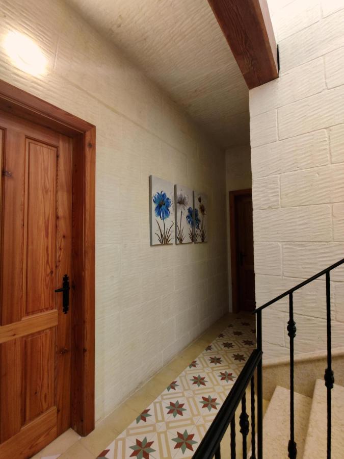 Rosehill Bed And Breakfast Xaghra Exterior photo